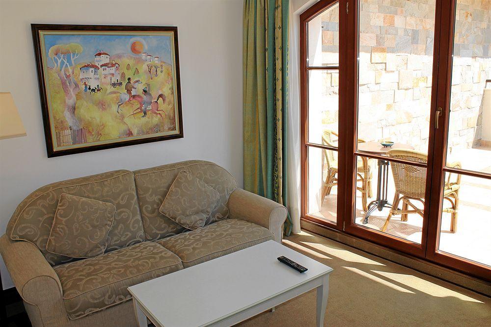 Helena Vip Villas And Suites Pantai Sunny Luaran gambar