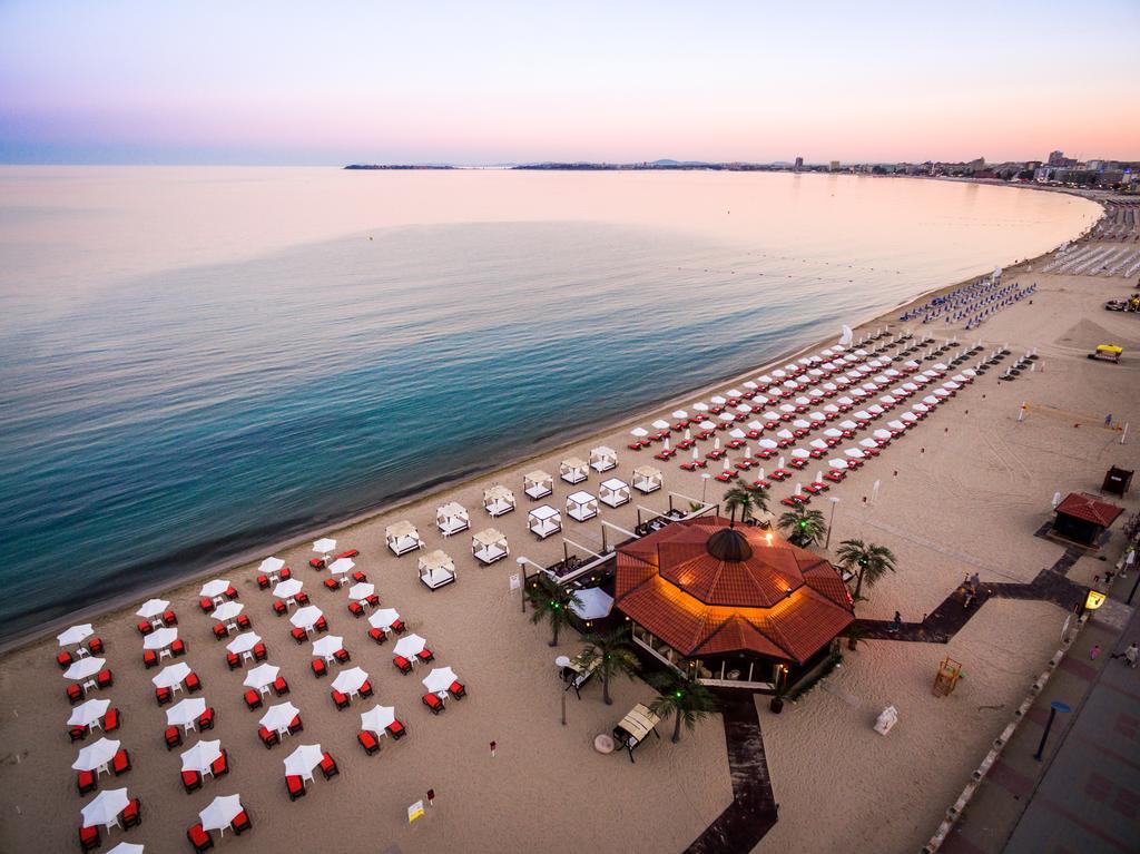 Helena Vip Villas And Suites Pantai Sunny Luaran gambar