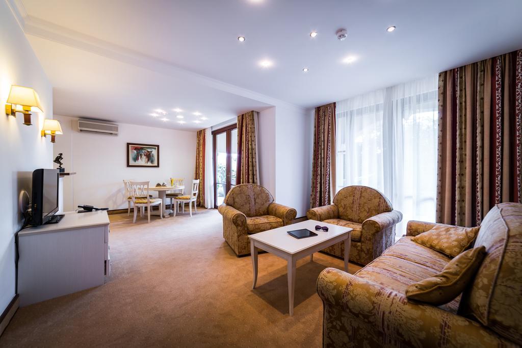 Helena Vip Villas And Suites Pantai Sunny Luaran gambar